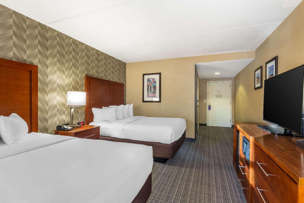 Comfort Inn & Suites Logan-Airport