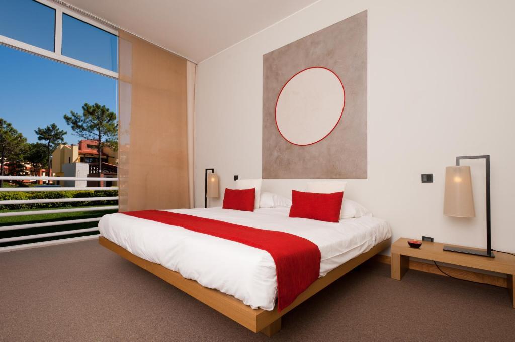 MiraVillas Hotel