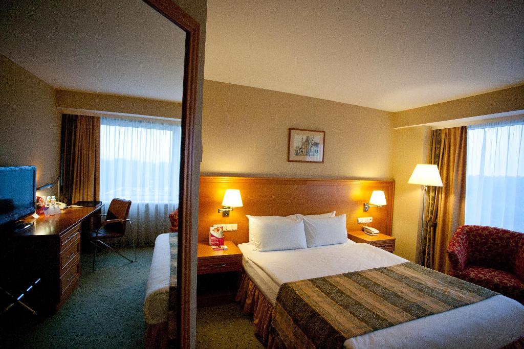 hotel-thumb