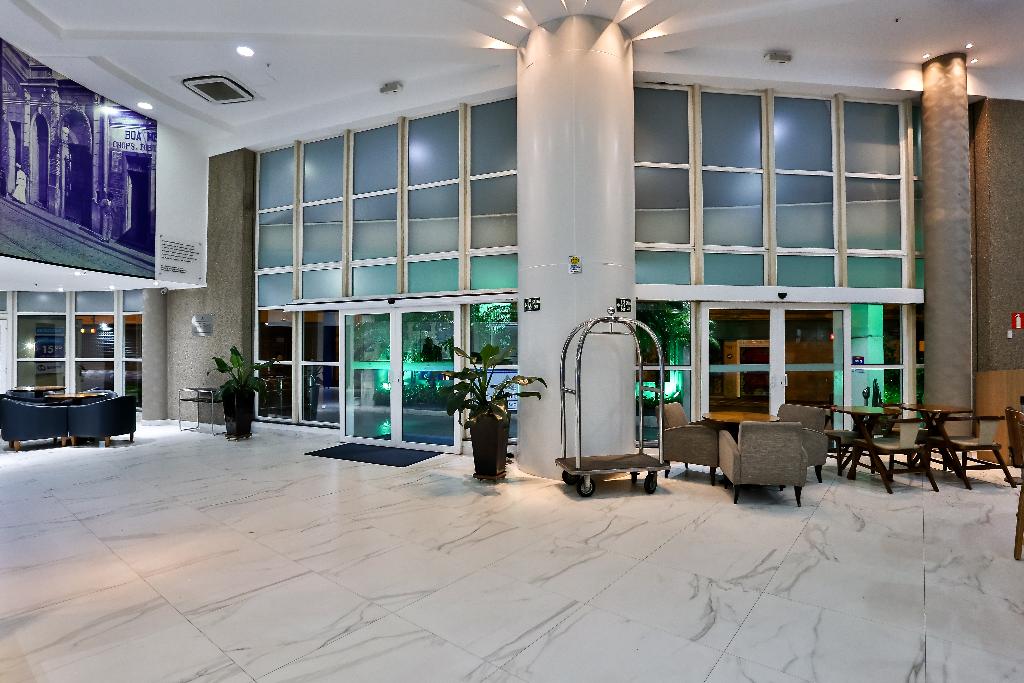 hotel-thumb