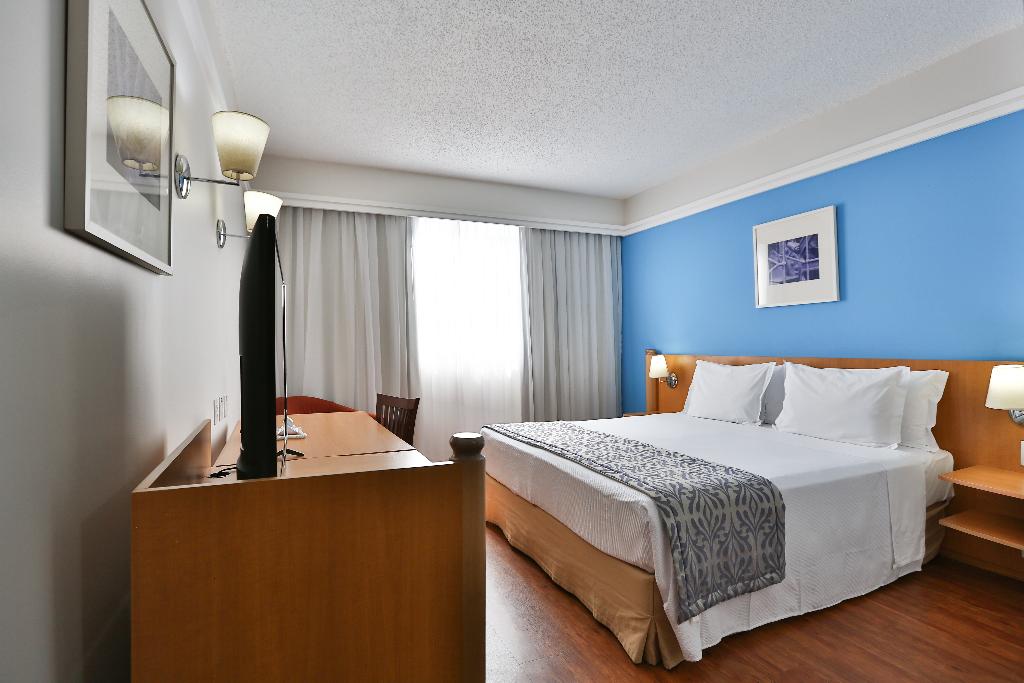 hotel-thumb