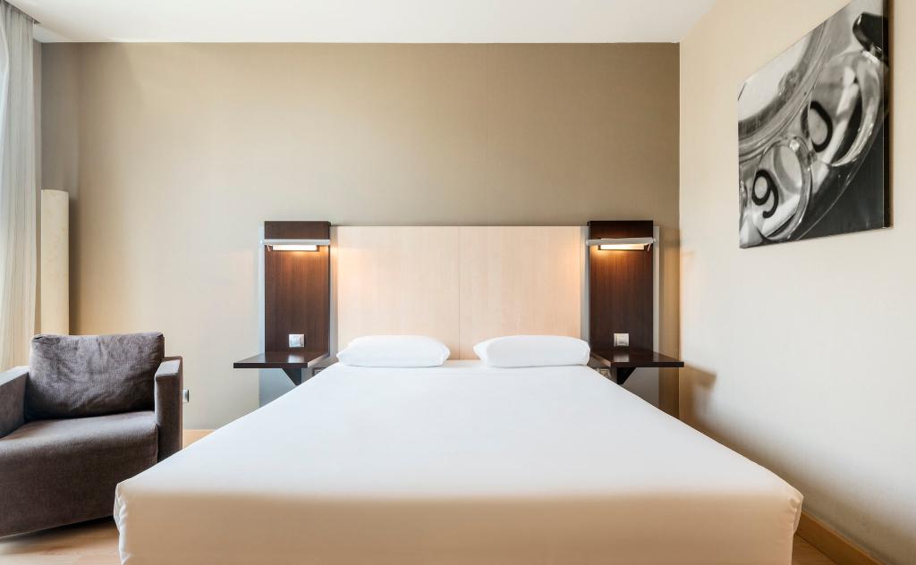 Hotel Ilunion Auditori , Spanien, Barcelona. Großes 2