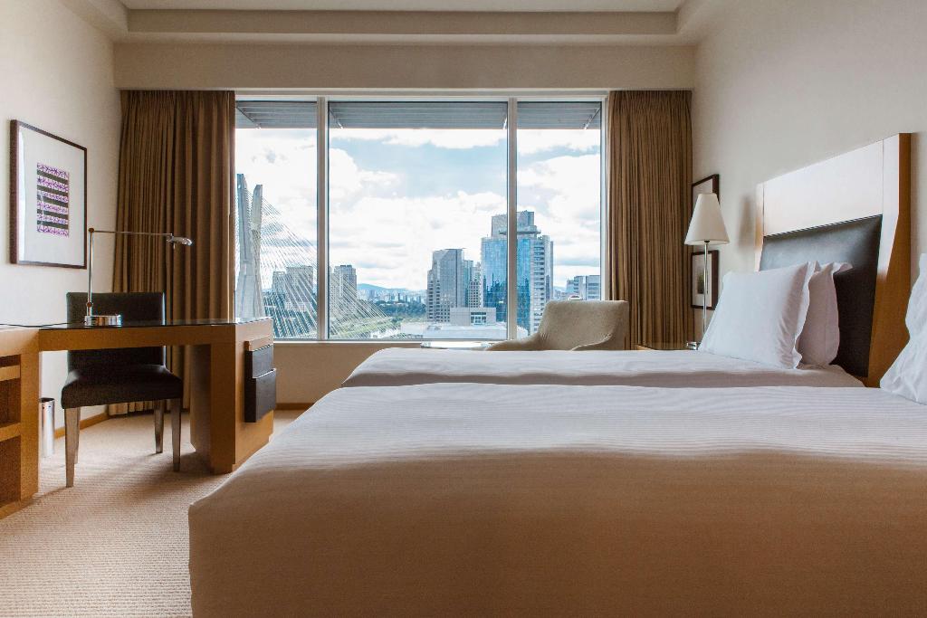 hotel-thumb