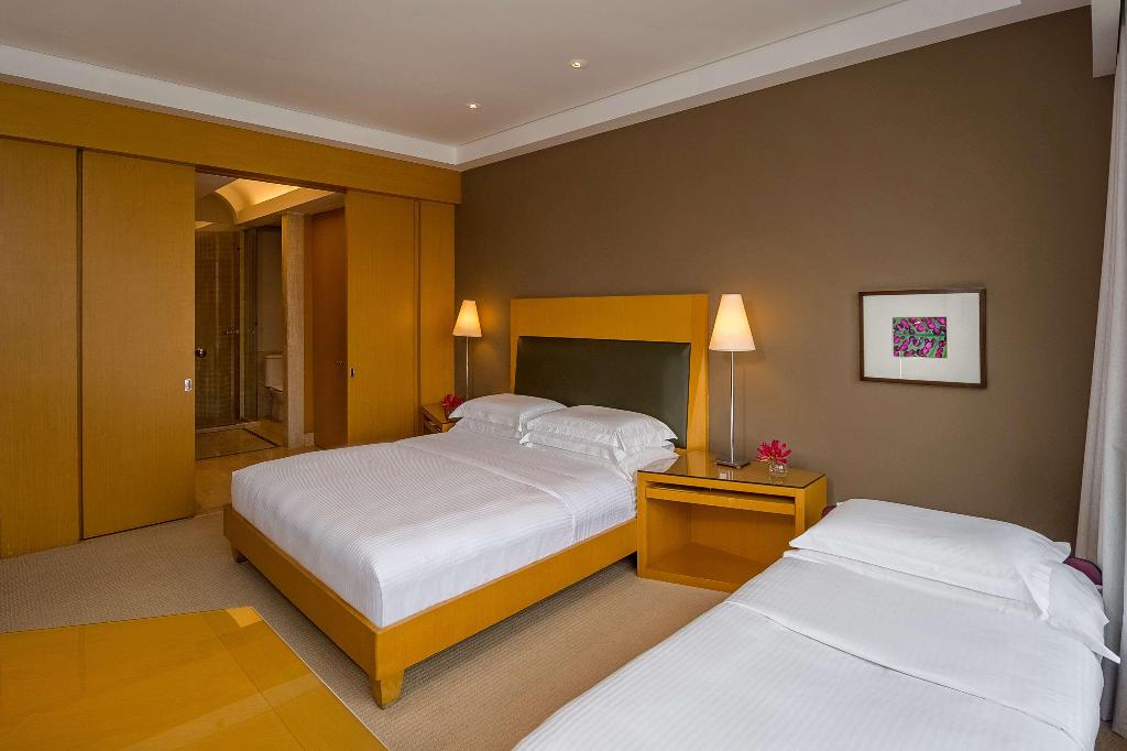 hotel-thumb
