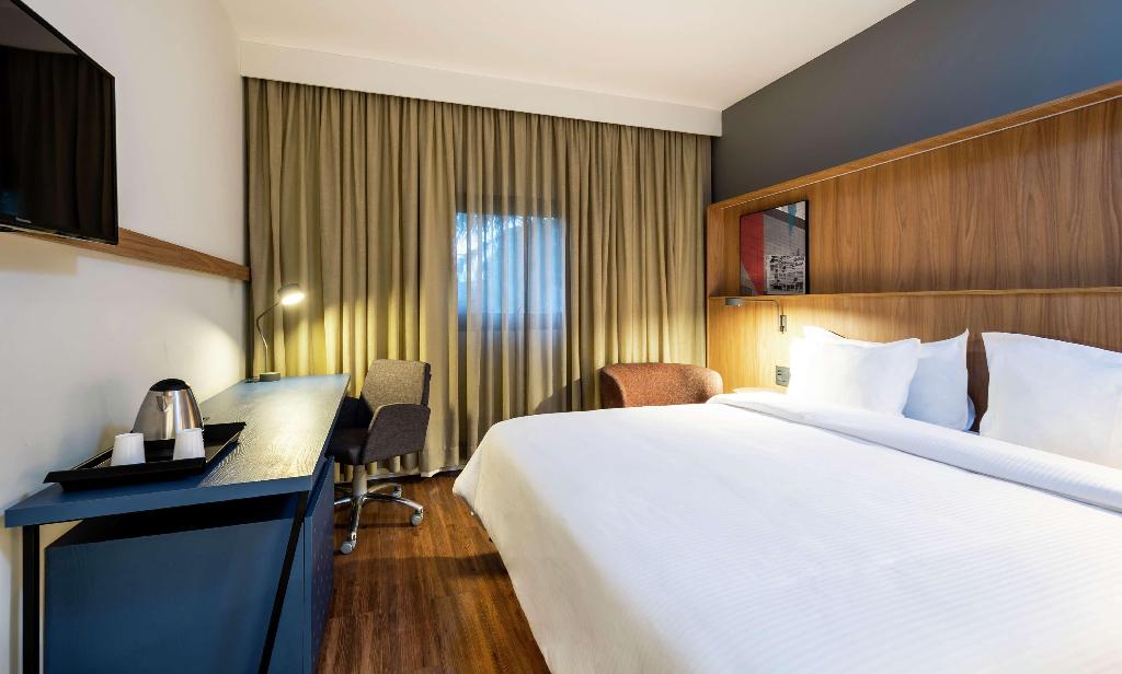 hotel-thumb