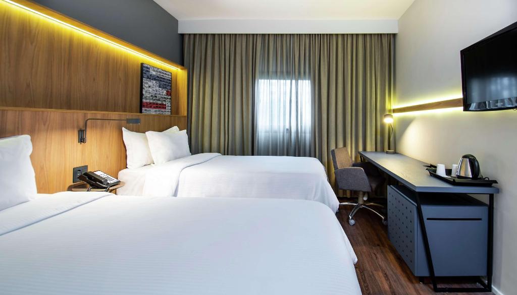 hotel-thumb