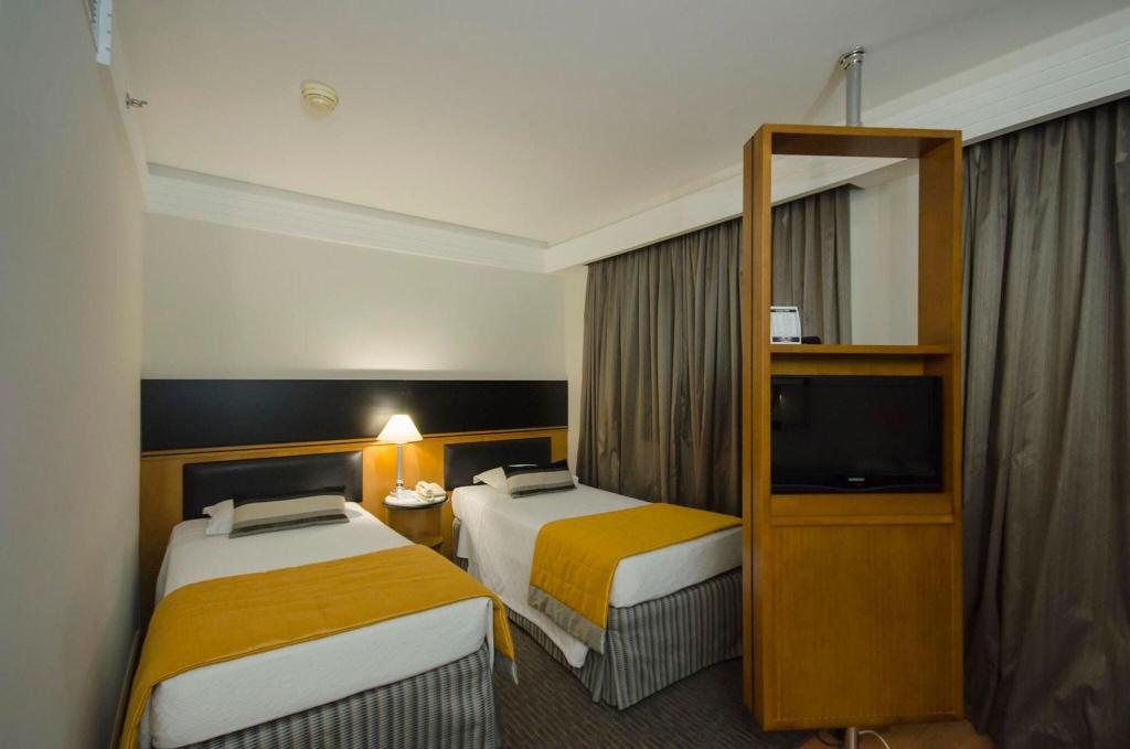 hotel-thumb