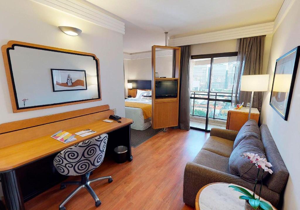 hotel-thumb