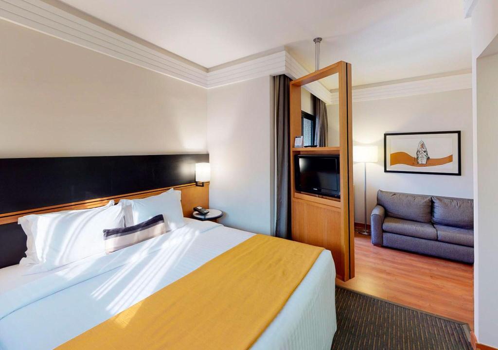 hotel-thumb