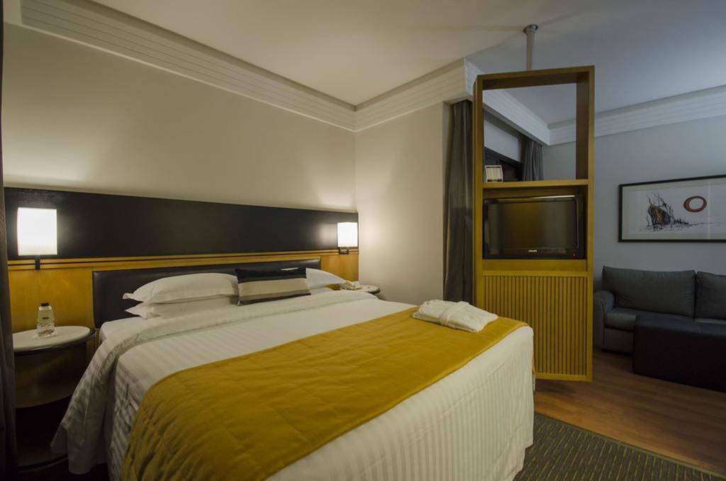 hotel-thumb