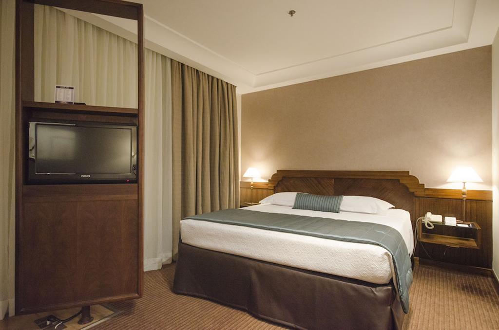 hotel-thumb