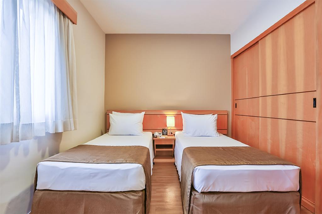 hotel-thumb