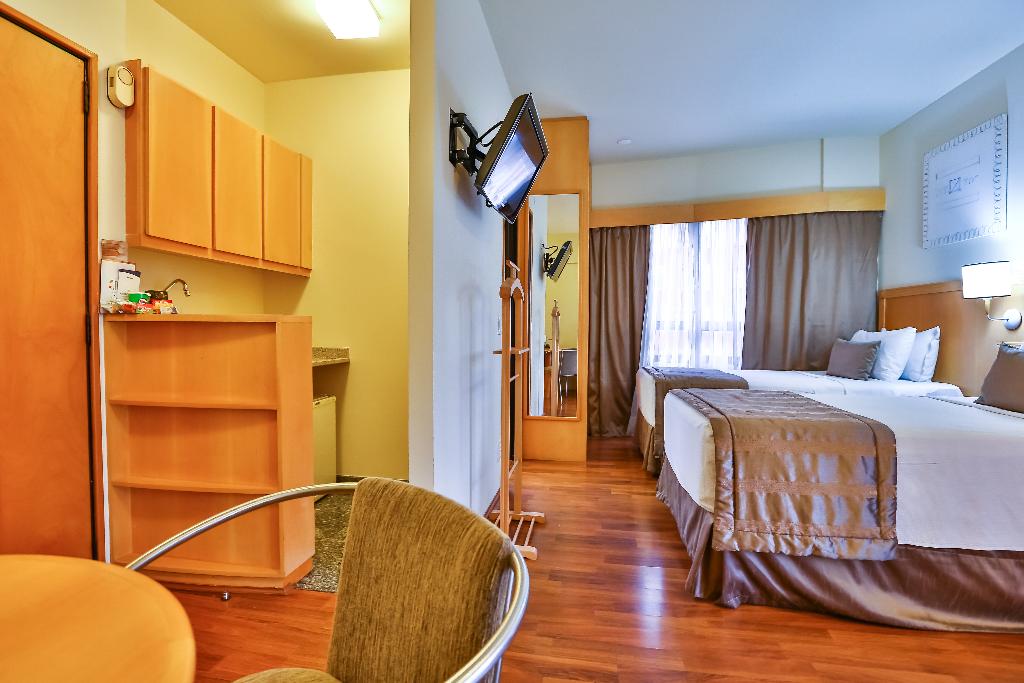 hotel-thumb