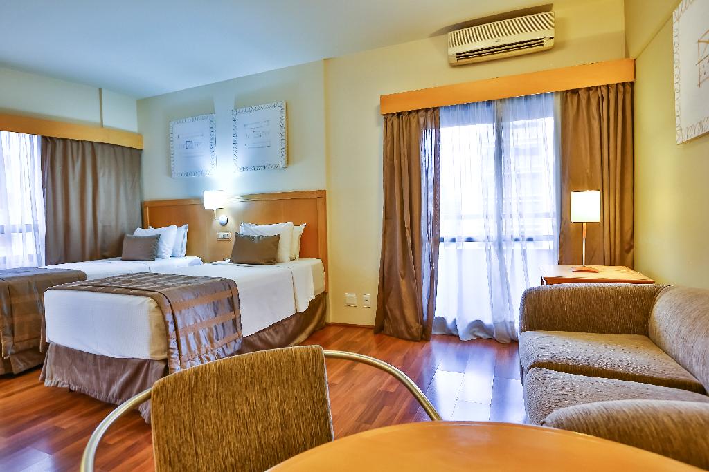 hotel-thumb