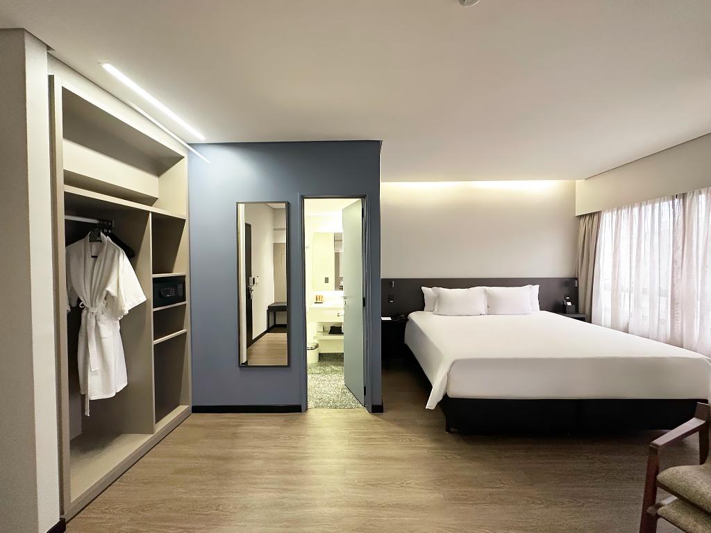 hotel-thumb