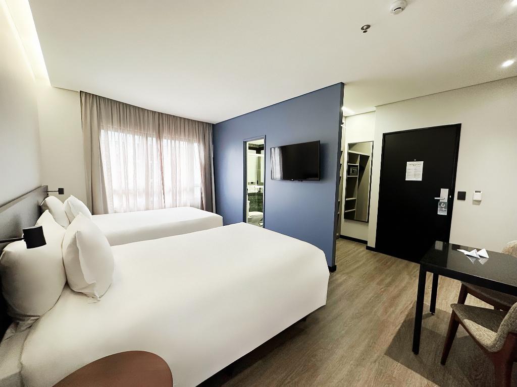 hotel-thumb