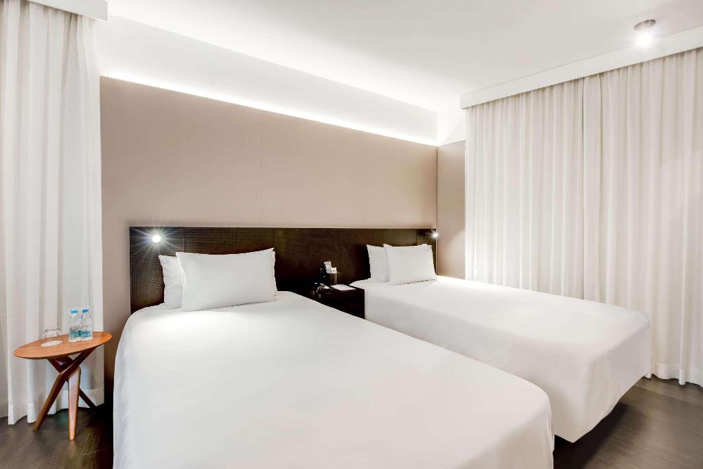 hotel-thumb