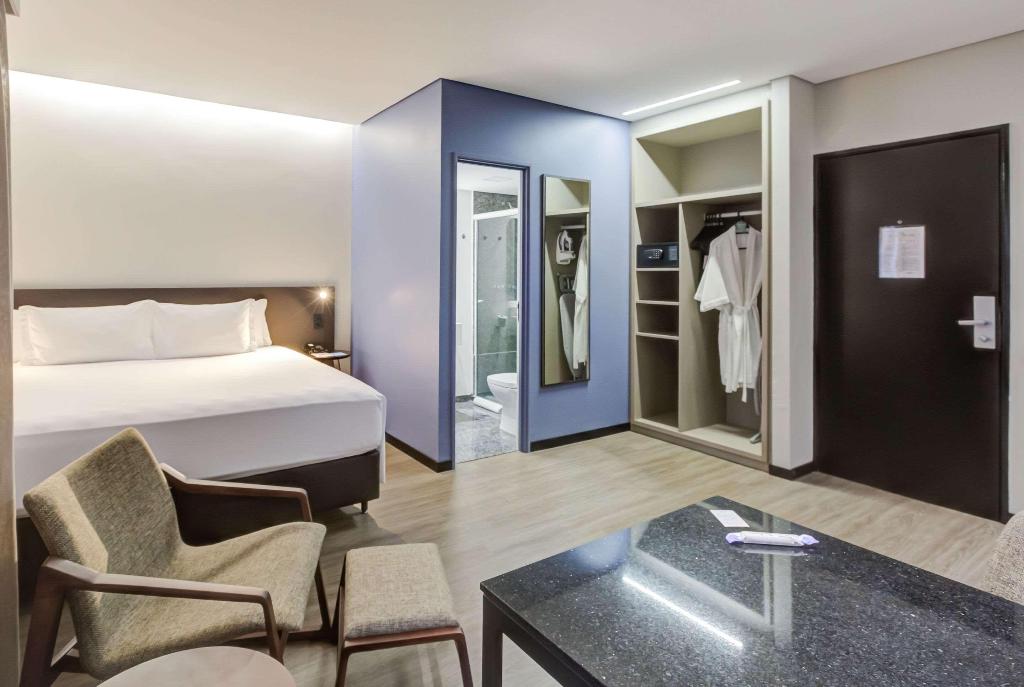 hotel-thumb