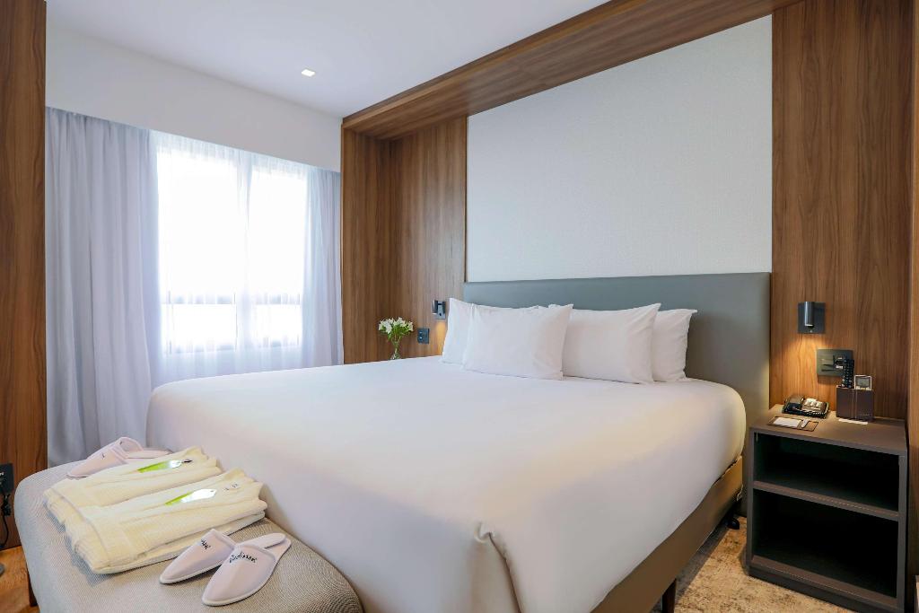 hotel-thumb