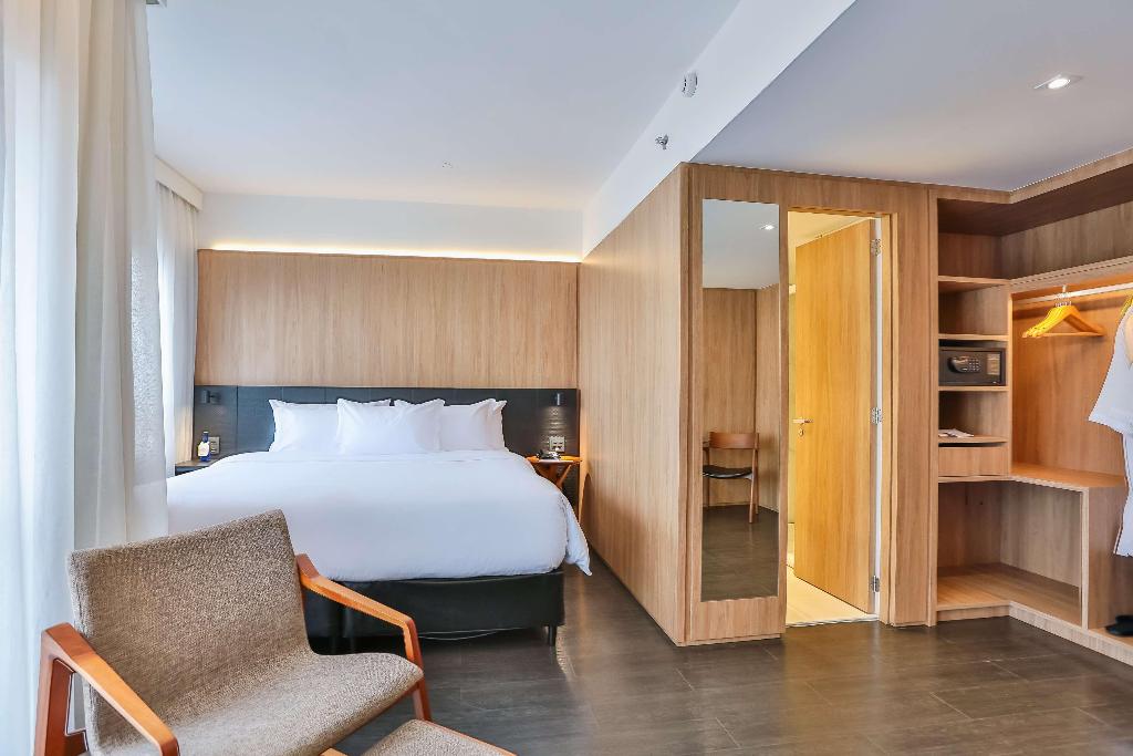 hotel-thumb