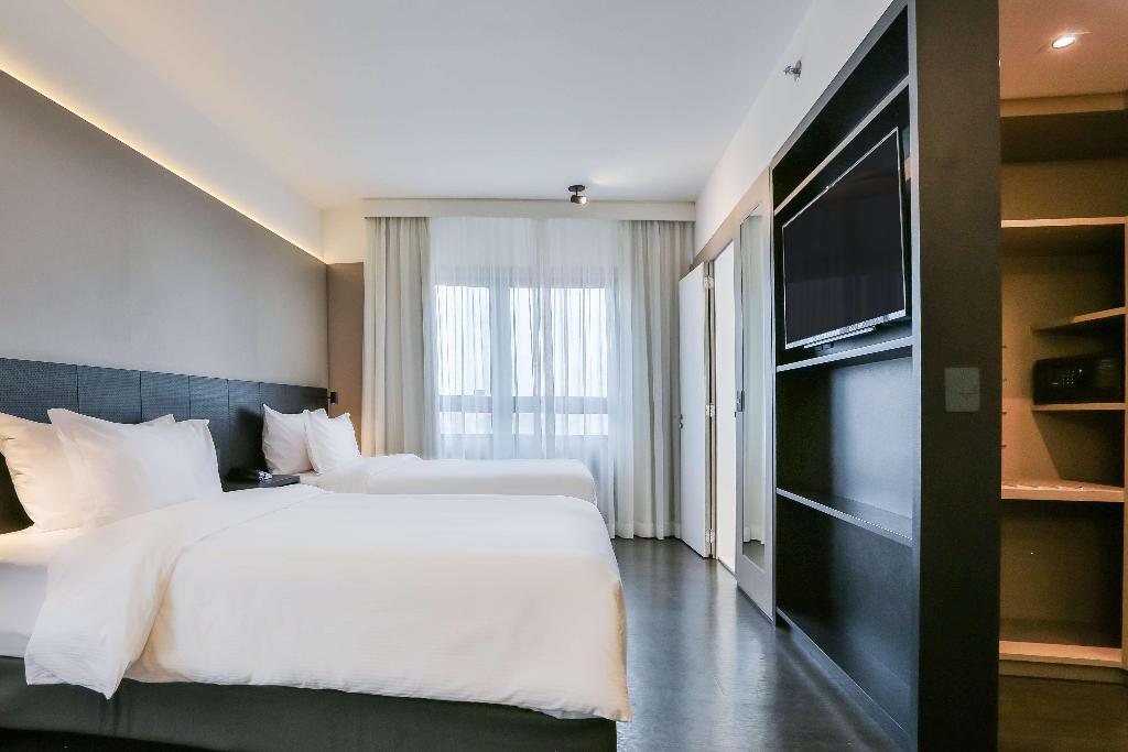 hotel-thumb