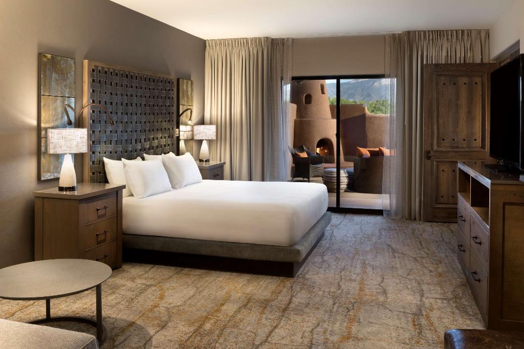 Hyatt Regency Tamaya Resort