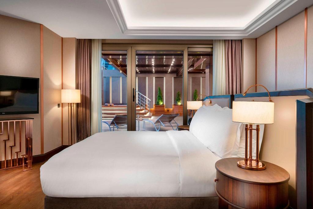 hotel-thumb
