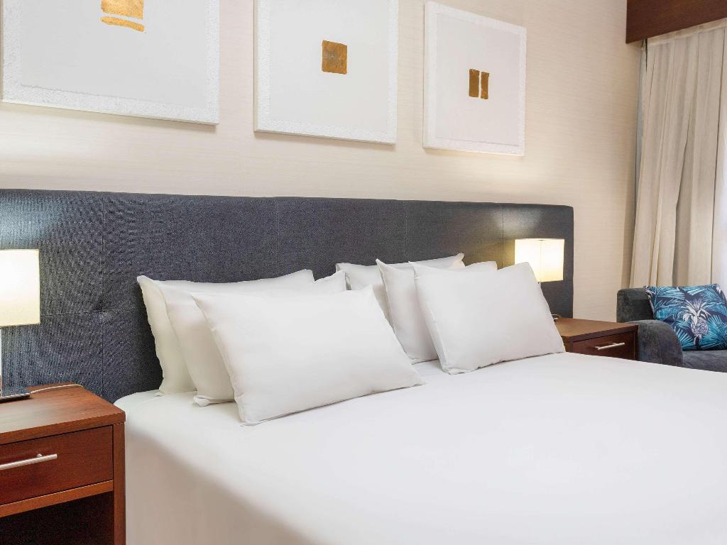hotel-thumb
