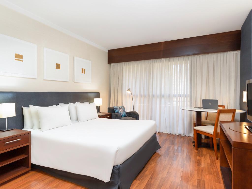 hotel-thumb