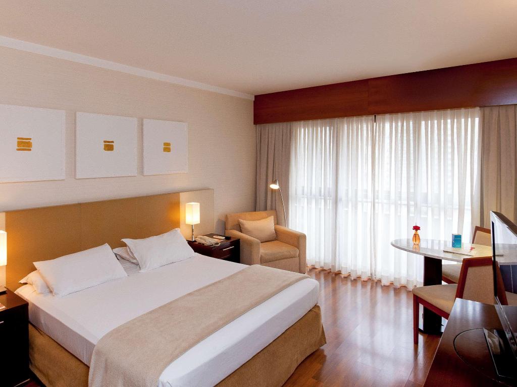 hotel-thumb