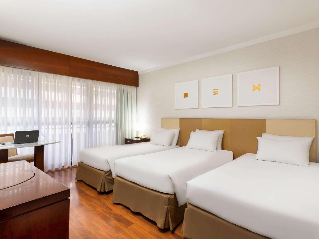 hotel-thumb