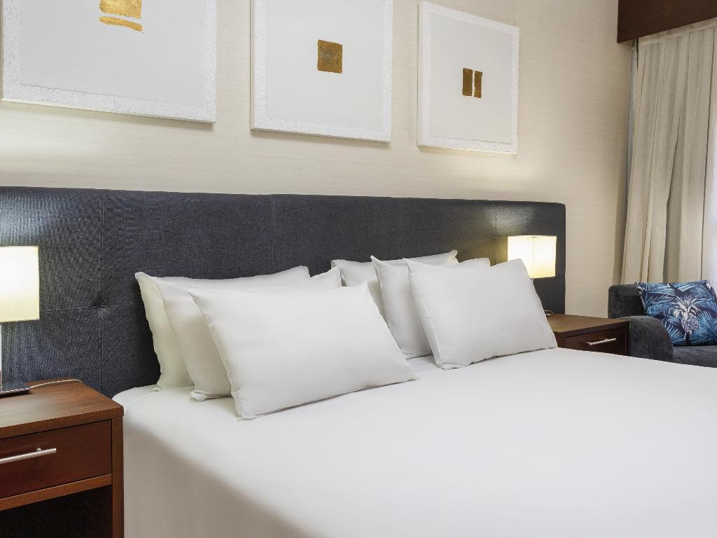 hotel-thumb