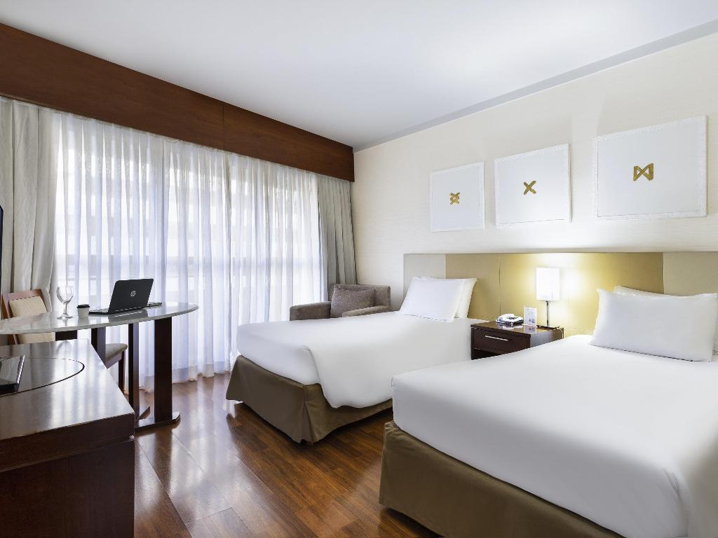 hotel-thumb