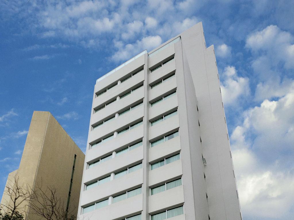 hotel-thumb