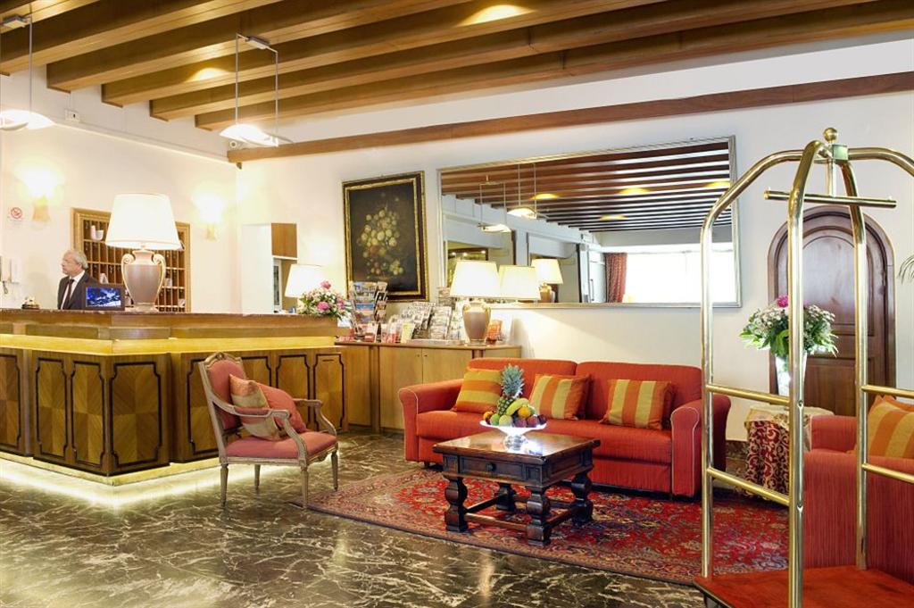 Hotel Pinewood Hotel Rome, Italien, Rom. Großes 21