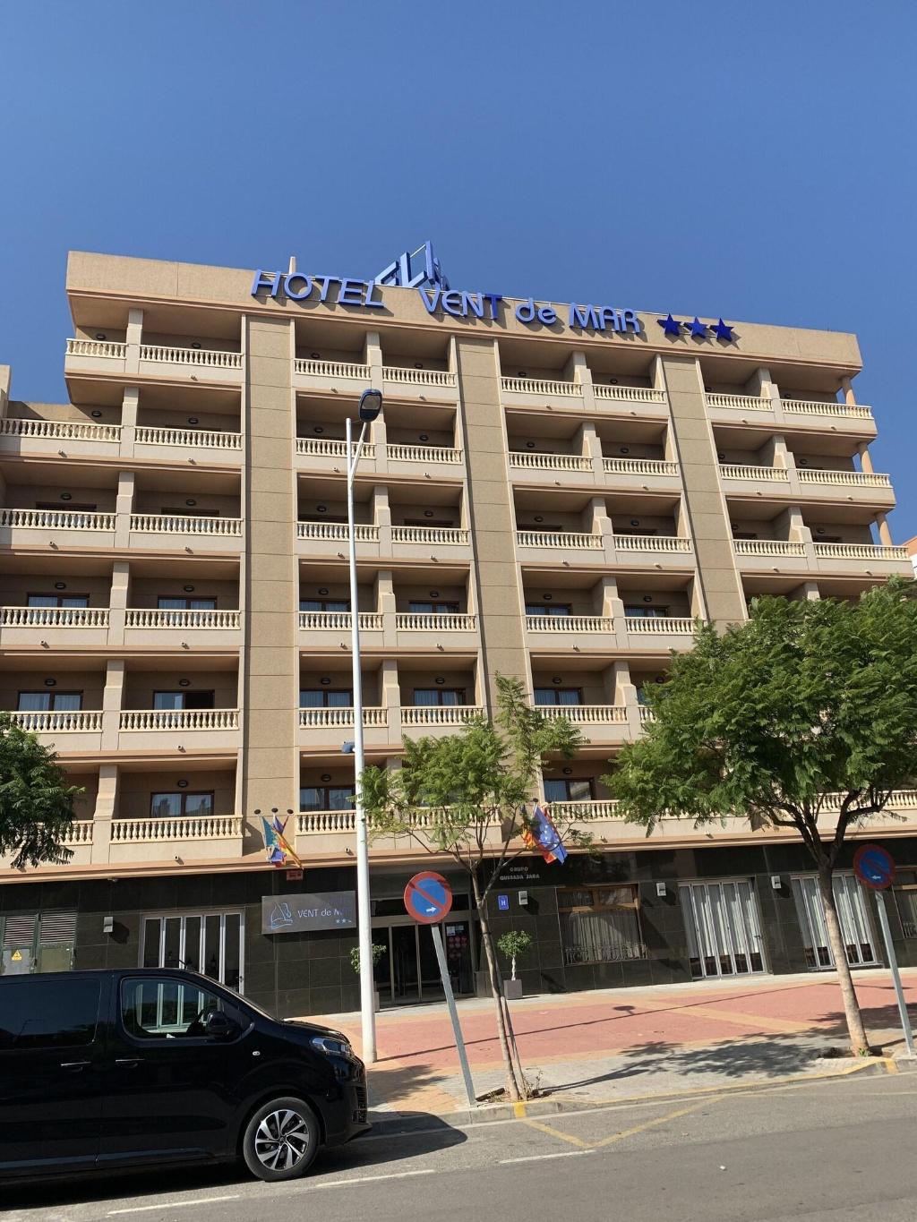 hotel-thumb