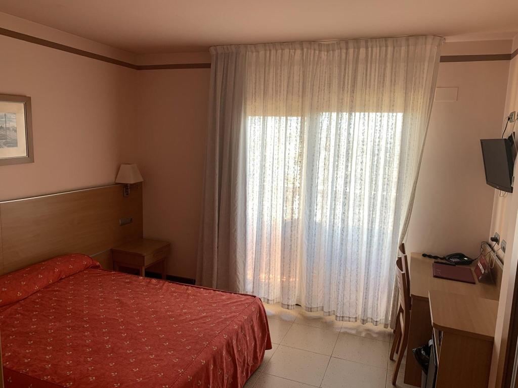 hotel-thumb