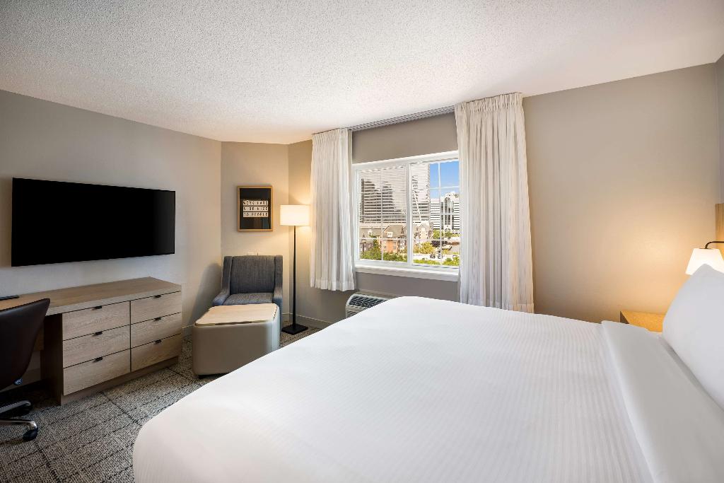 Sonesta Simply Suites Jersey City