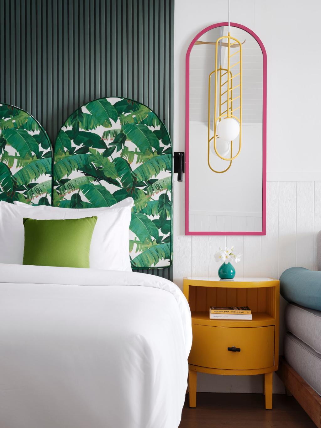 hotel-thumb