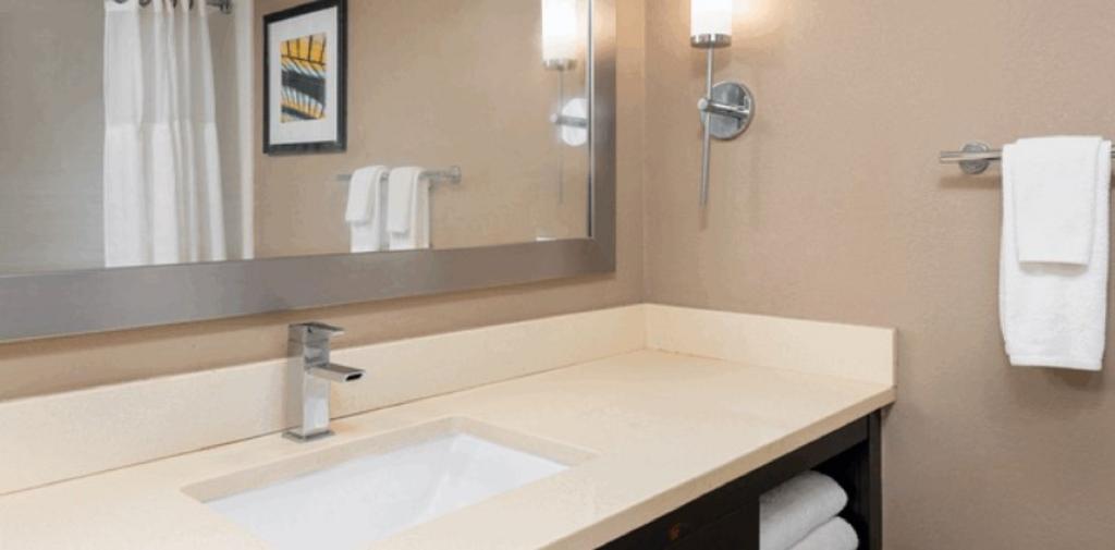 Holiday Inn Miami-Doral Area
