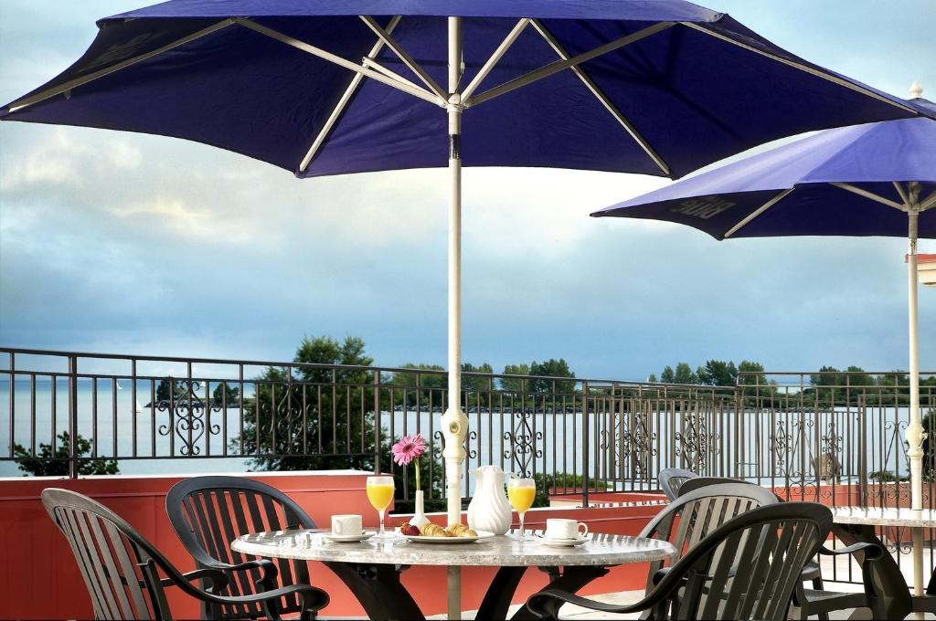 Four Points Toronto Lakeshore Toronto Canada Four Points by Sheraton Toronto Lakeshore en Toronto | BestDay.com
