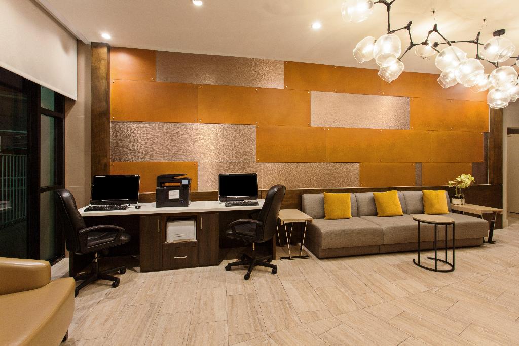 Hotel Holiday Inn Long Beach-Airport (Conference Ctr), USA, Long Beach. Großes 43