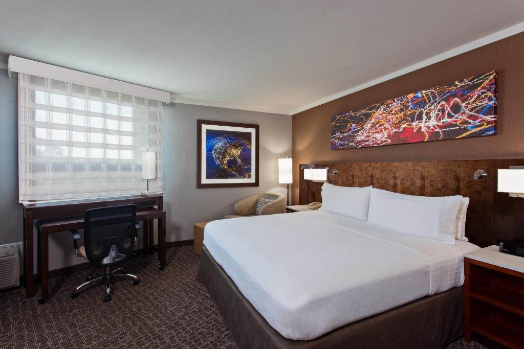 Holiday Inn Long Beach-Airport (Conference Ctr)