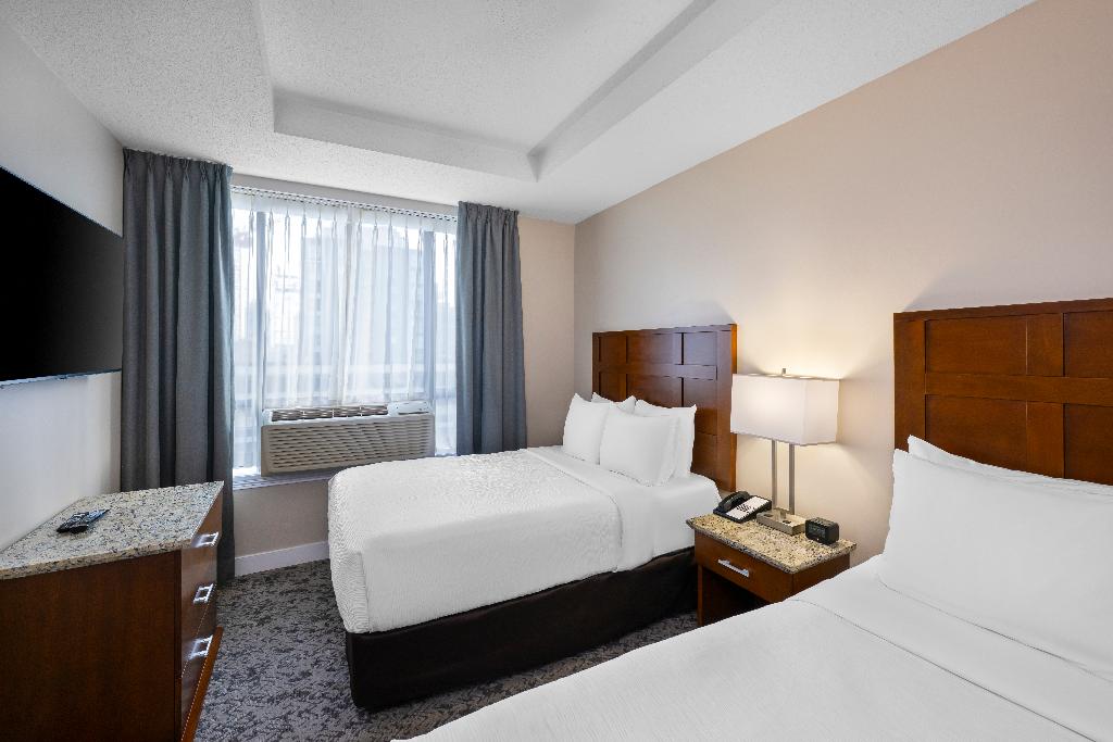 Quality Inn & Suites Downtown Vancouver