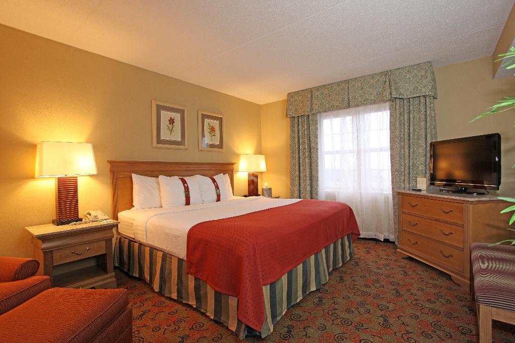 Even Hotel Tinley Park Hotel & Convention Center