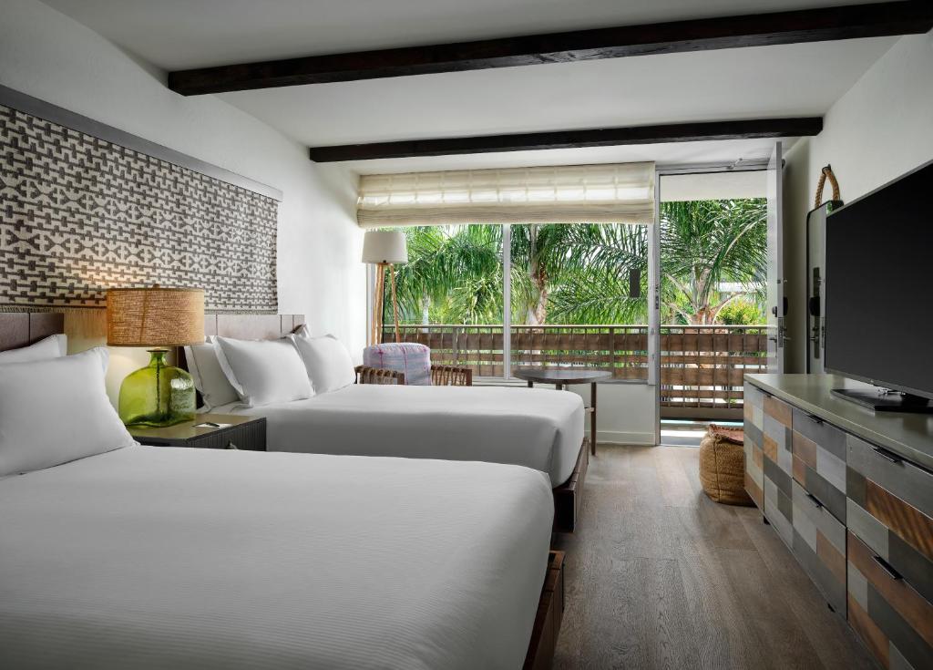 The Leta Santa Barbara Goleta, Tapestry Collection