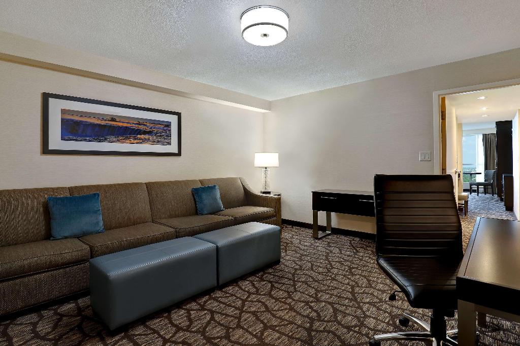 Embassy Suites by Hilton Niagara Falls Fallsview photo 137