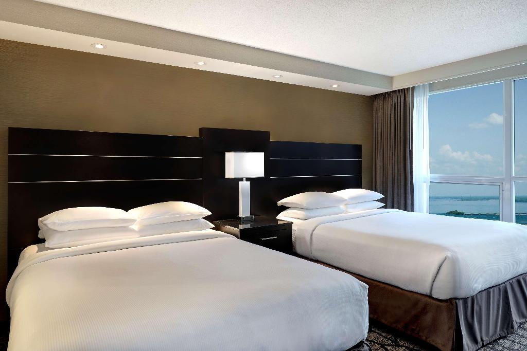 Embassy Suites by Hilton Niagara Falls Fallsview photo 78