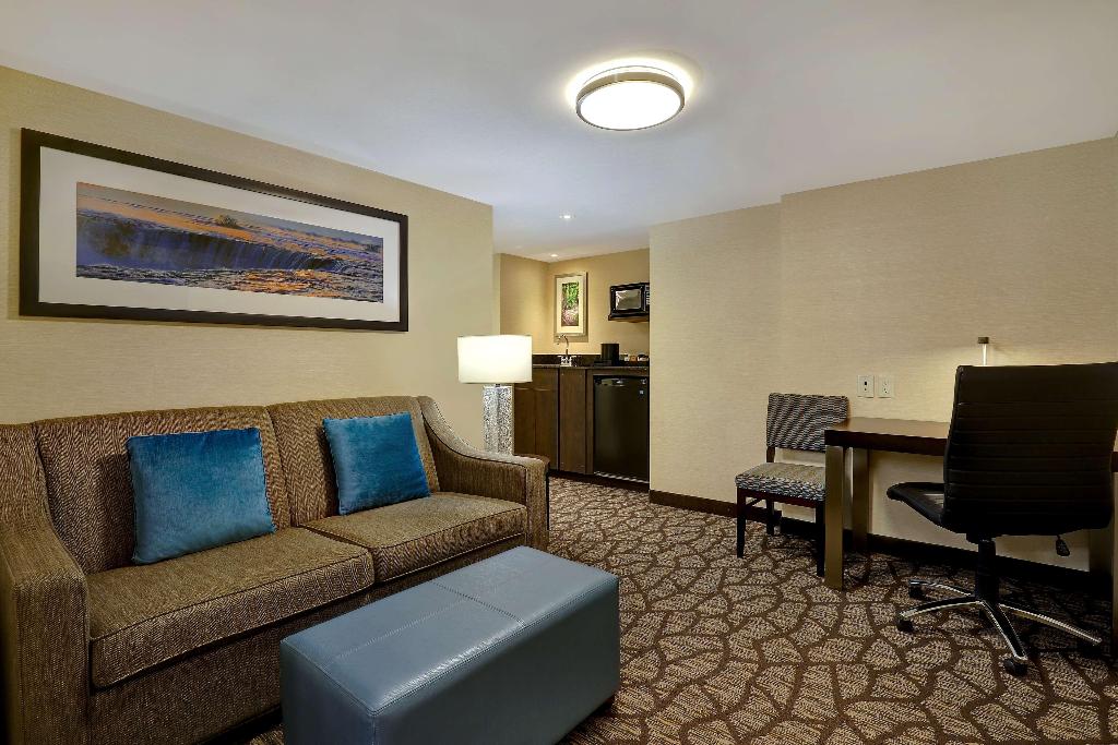 Embassy Suites by Hilton Niagara Falls Fallsview photo 113