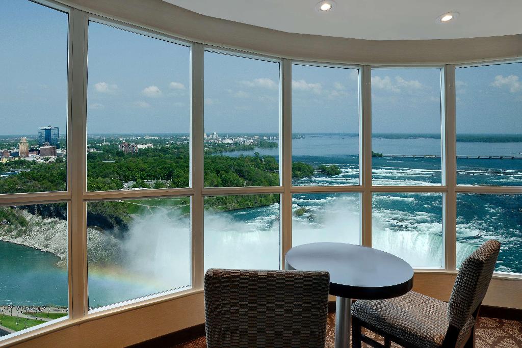 Embassy Suites by Hilton Niagara Falls Fallsview photo 96